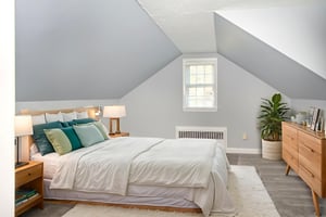 DSC_4483_HR virtually staged.jpeg