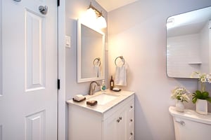 DSC_4491_HR virtually staged.jpeg