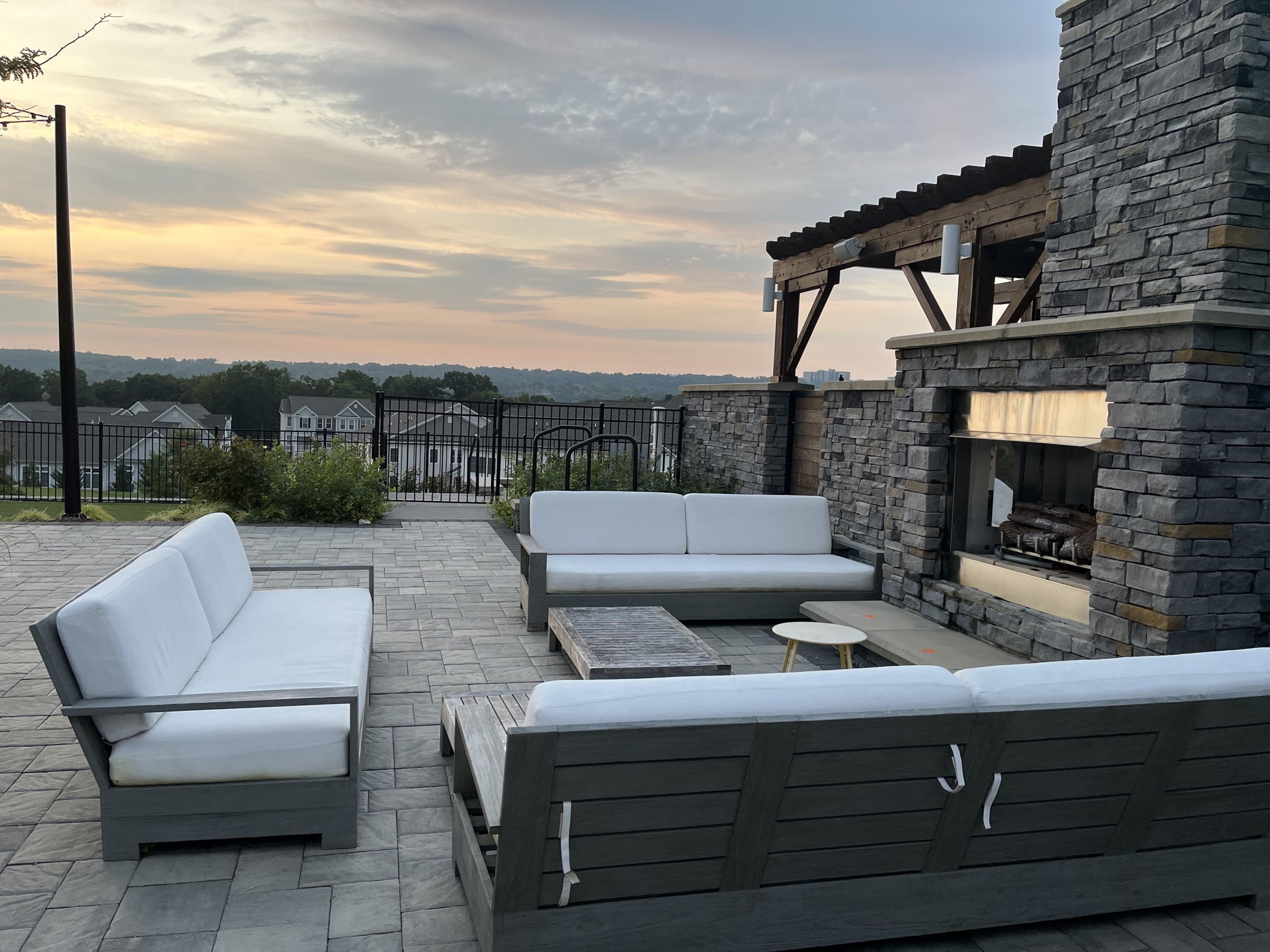 Close to major highways such as The Garden State Parkway, Route 280, Route 46, and Route 80!