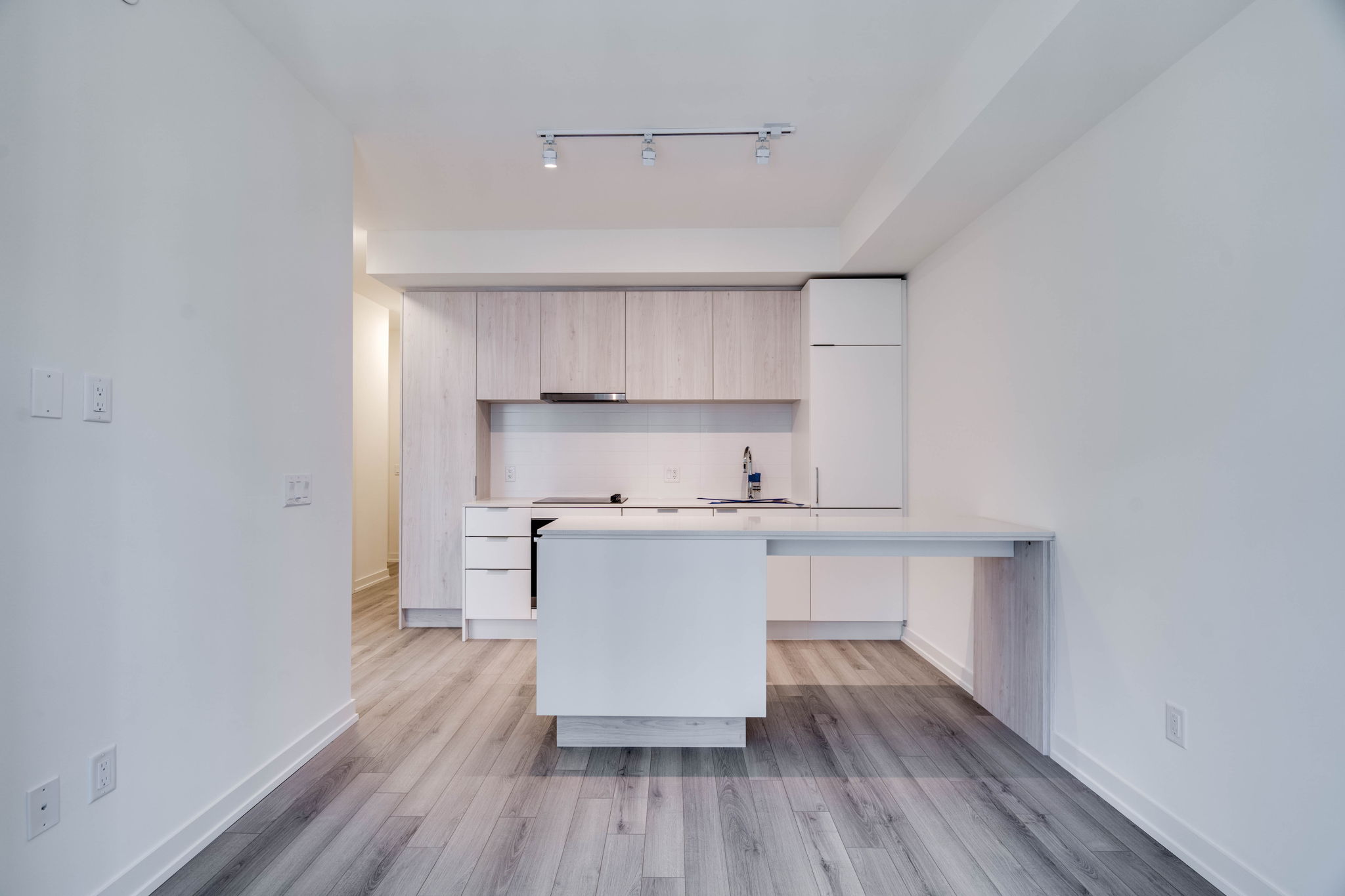 89 Church St Unit 1001 Toronto, ON M5C 2G3