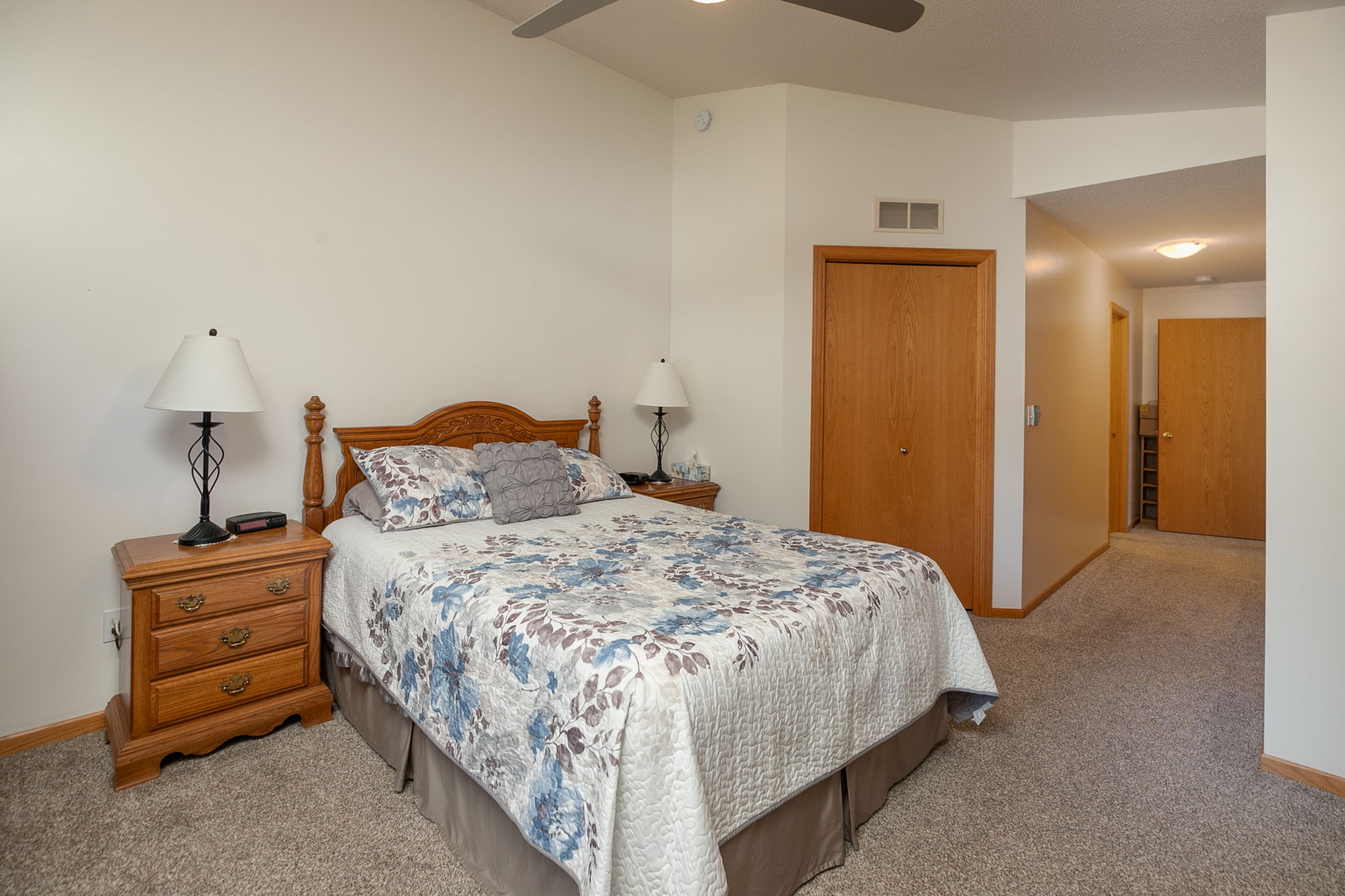 15-Master Bedroom