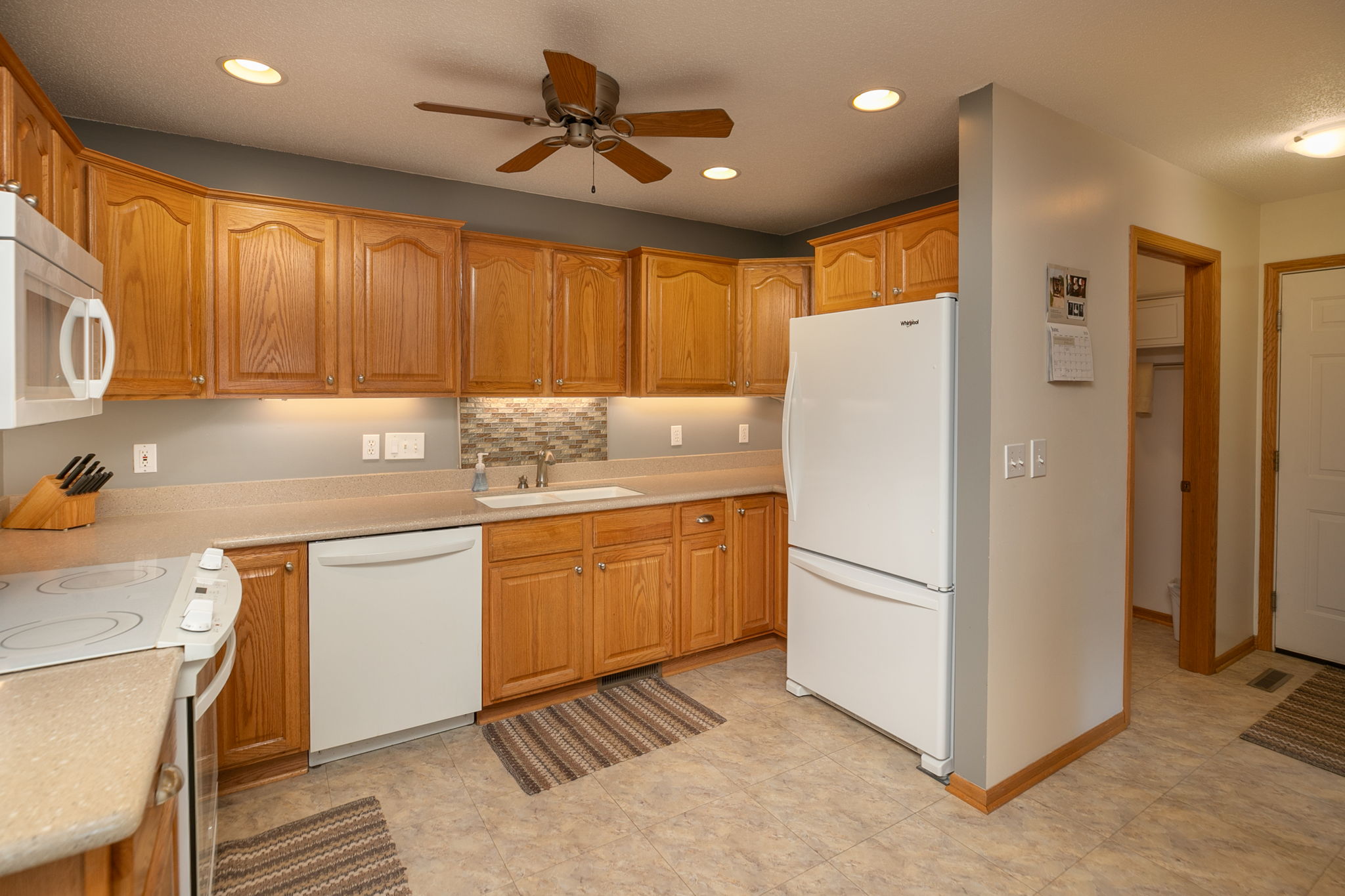 13-Kitchen