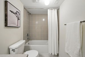  Photo 39