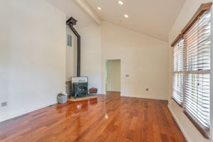 011_ 89 Hatton Ave
