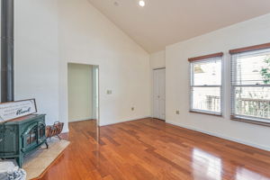012_ 89 Hatton Ave