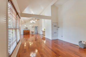 013_ 89 Hatton Ave