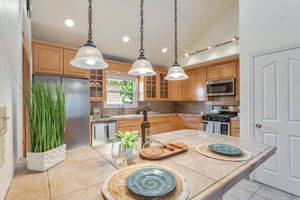 016_ 89 Hatton Ave