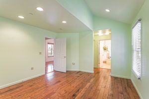 022_ 89 Hatton Ave