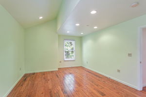 023_ 89 Hatton Ave