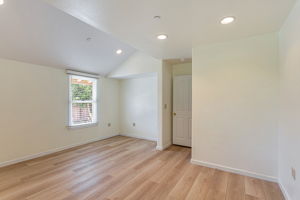 026_ 89 Hatton Ave