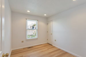 027_ 89 Hatton Ave