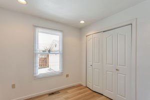 030_ 89 Hatton Ave