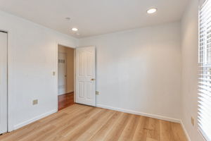 031_ 89 Hatton Ave