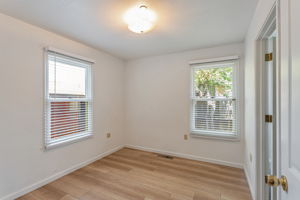 033_ 89 Hatton Ave