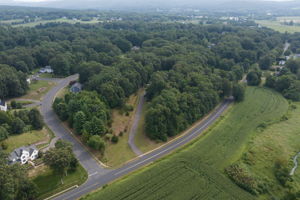  Photo 0