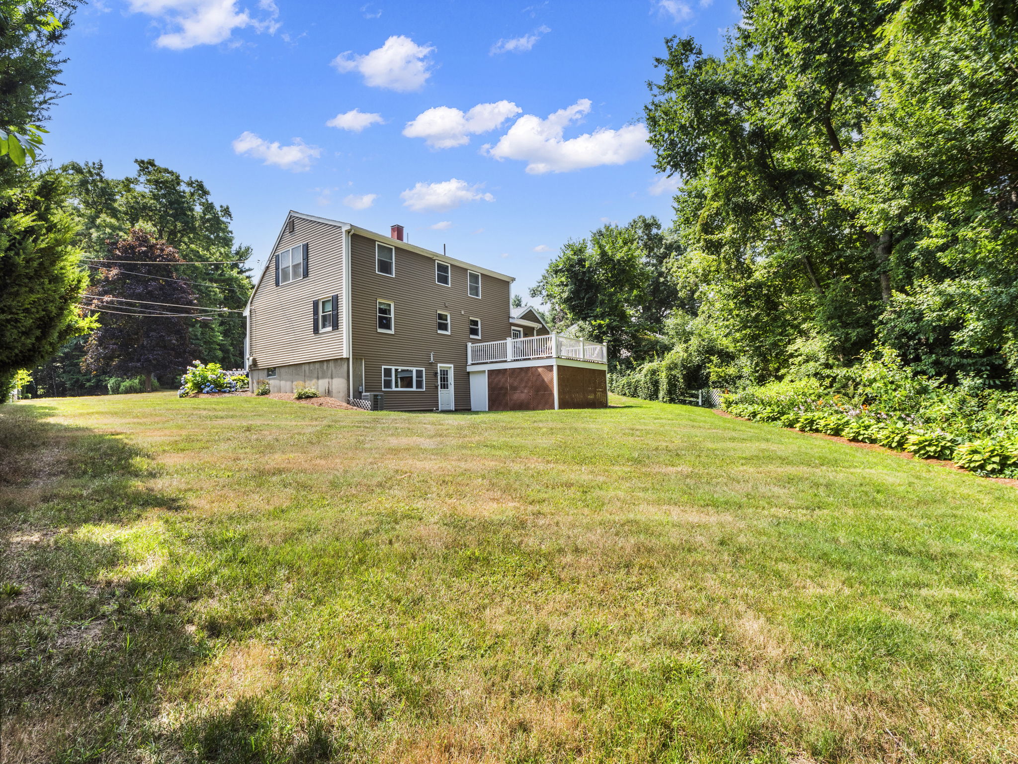 89 Rosewood Ave, Billerica, MA 39