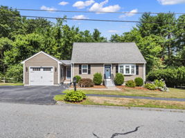 89 Rosewood Ave, Billerica, MA 32