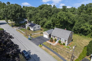 89 Rosewood Ave, Billerica, MA 43