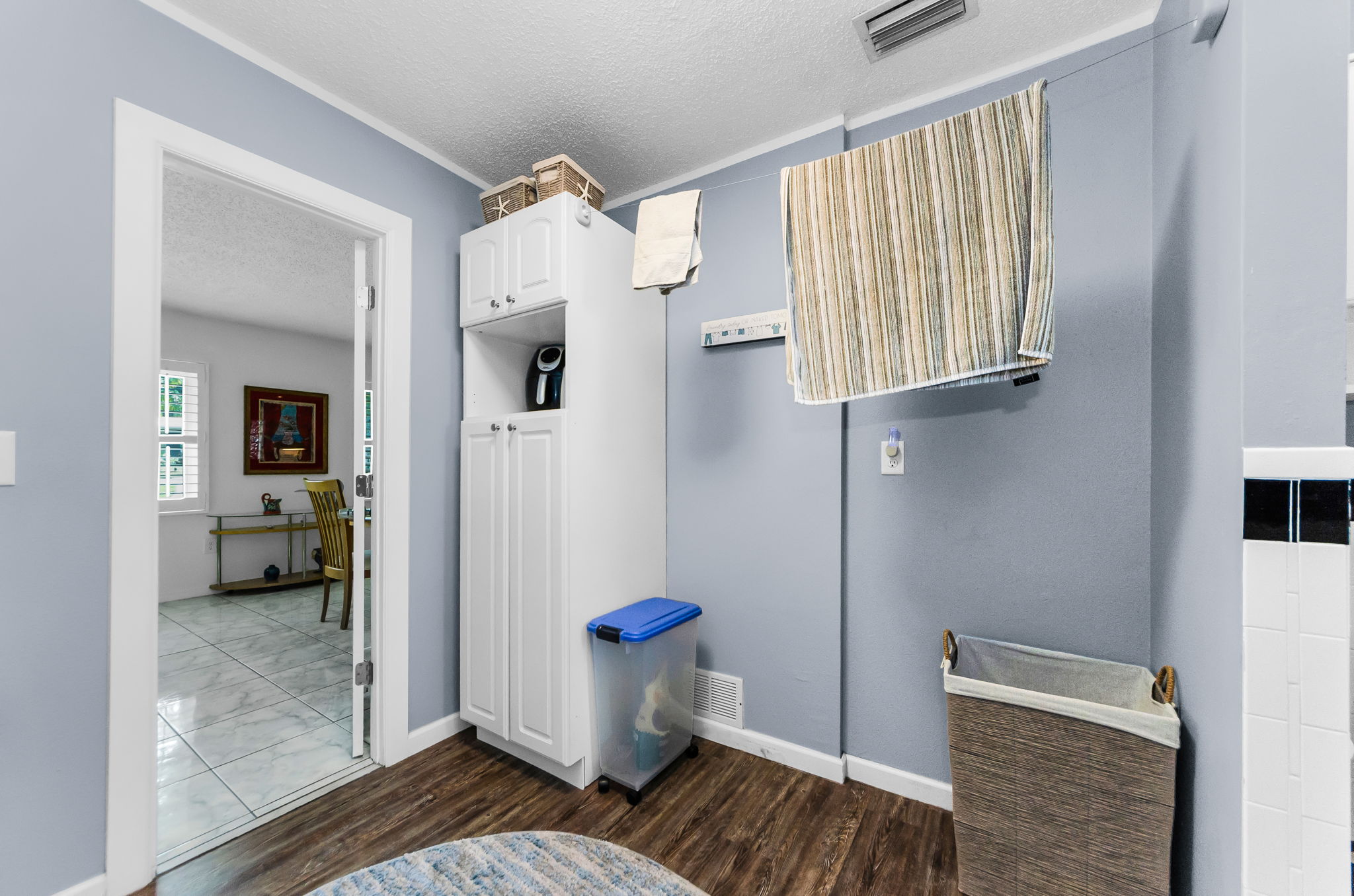 Laundry Room 2
