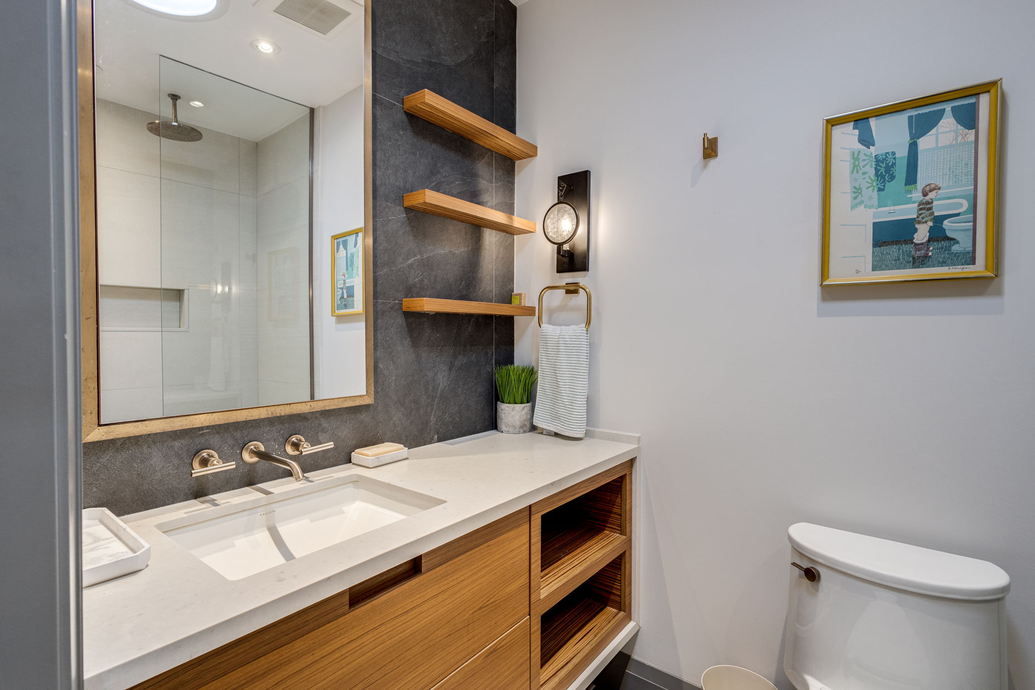 Toronto property showcase — delivered property photograph 25