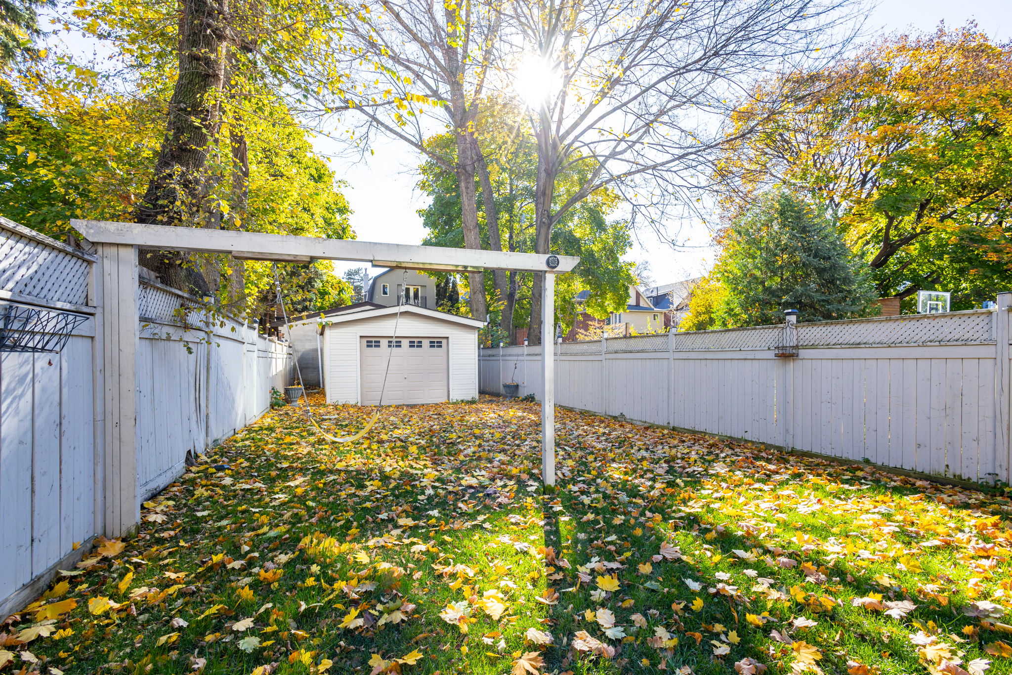 Toronto property showcase — delivered property photograph 40