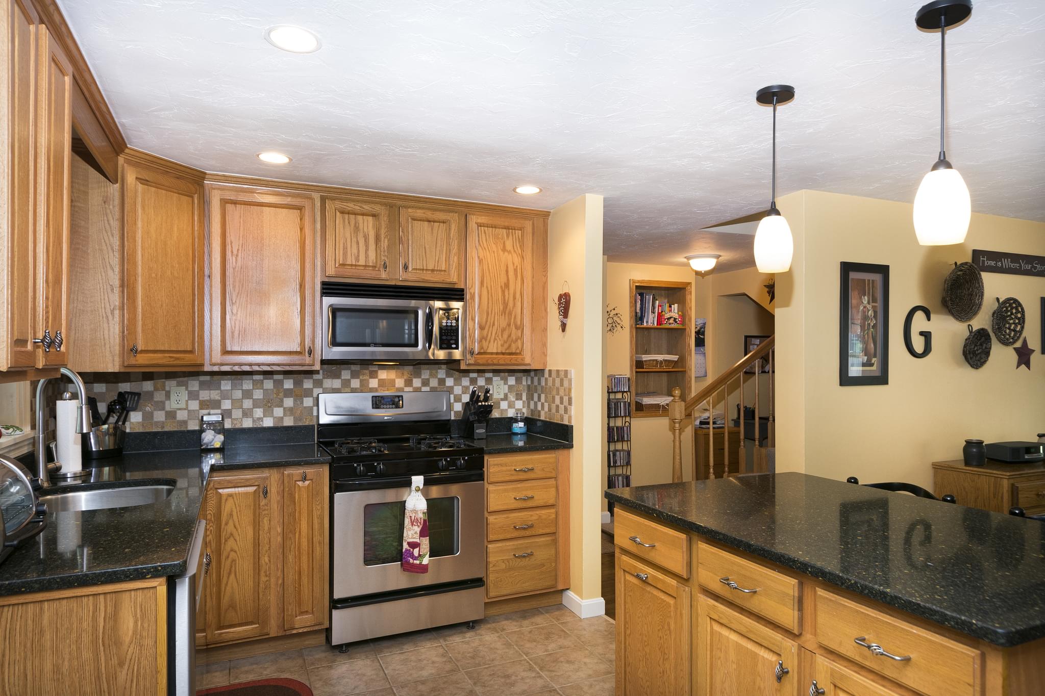  89 Washington Terrace, Whitman, MA 02382, US Photo 16