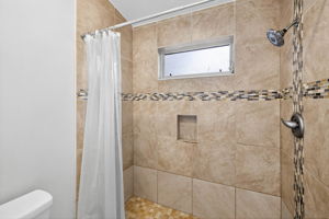  Photo 39