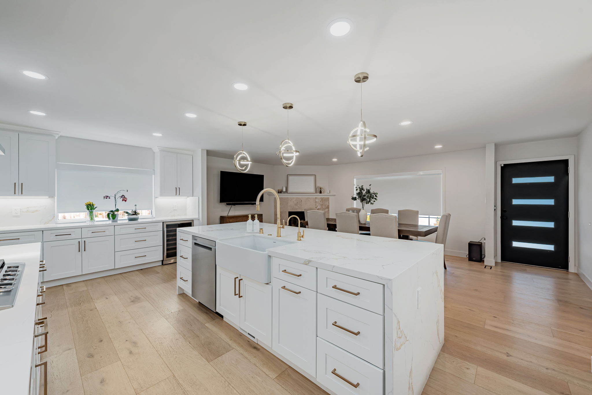 016_890 Wainwright Dr