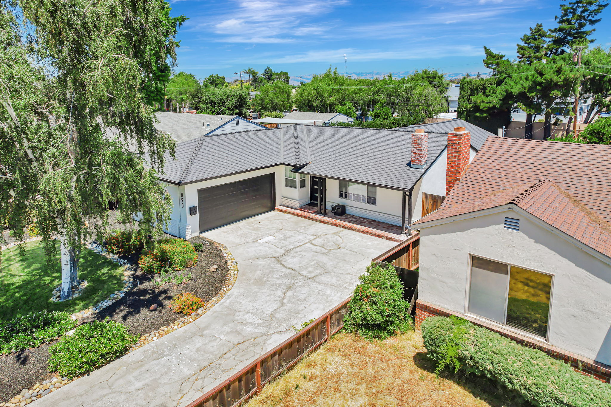002_AERIAL_ 890 Wainwright Dr