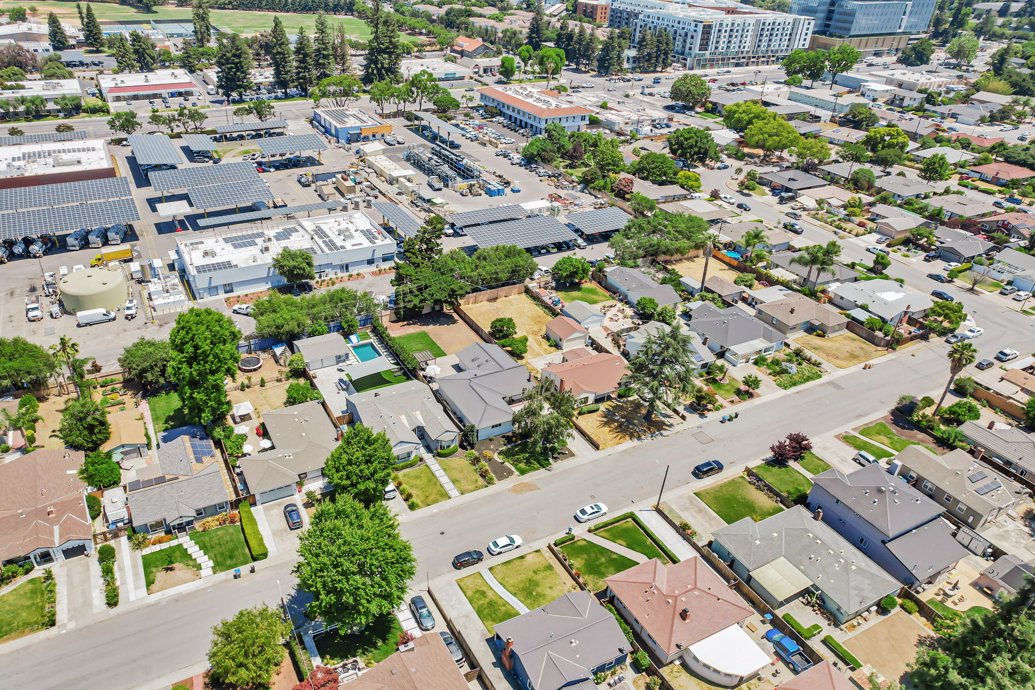 015_AERIAL_ 890 Wainwright Dr