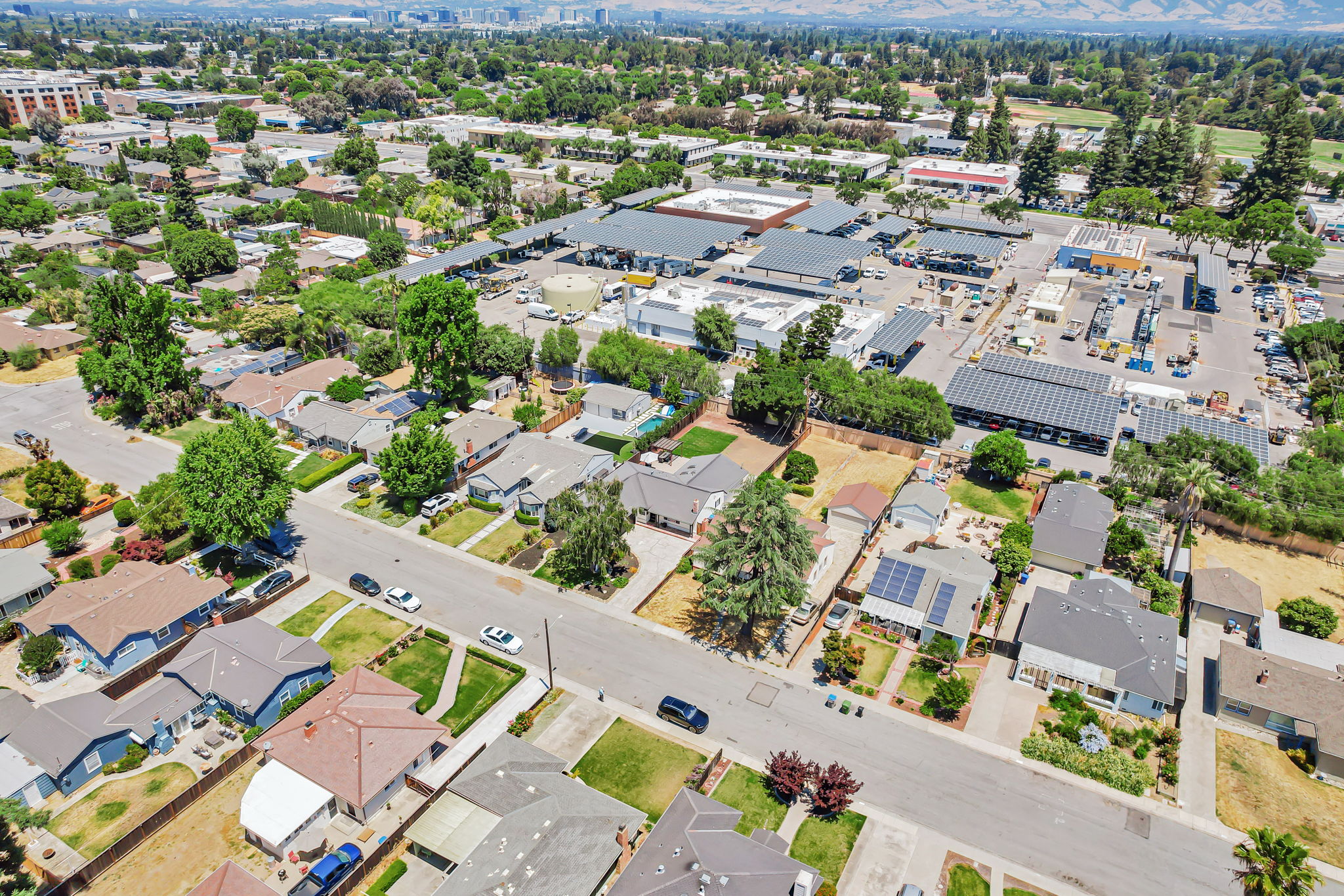 017_AERIAL_ 890 Wainwright Dr