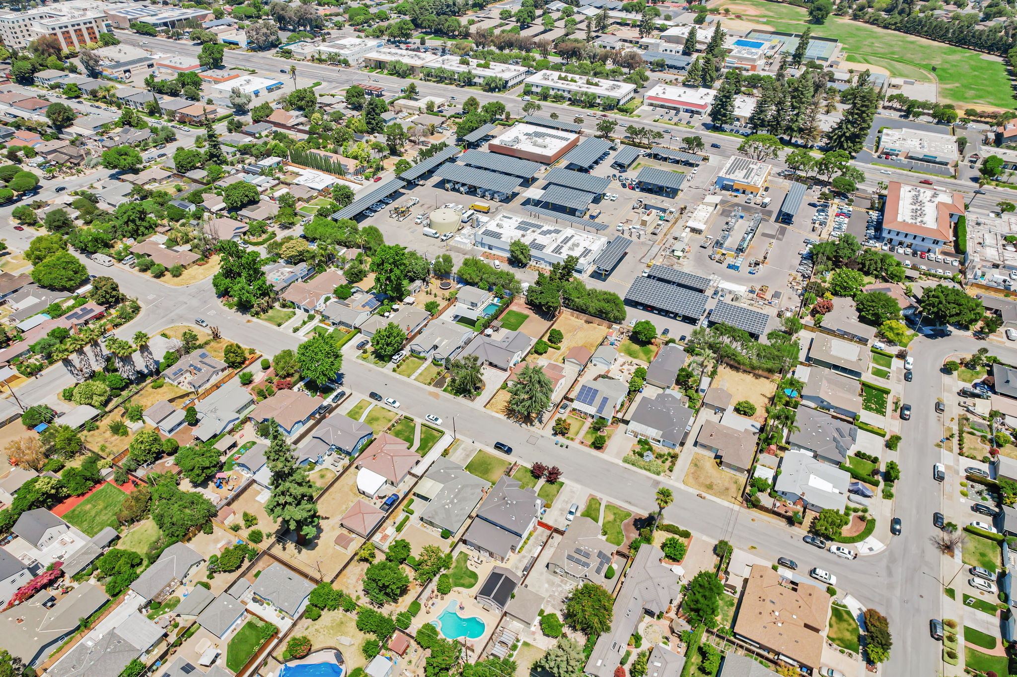 018_AERIAL_ 890 Wainwright Dr