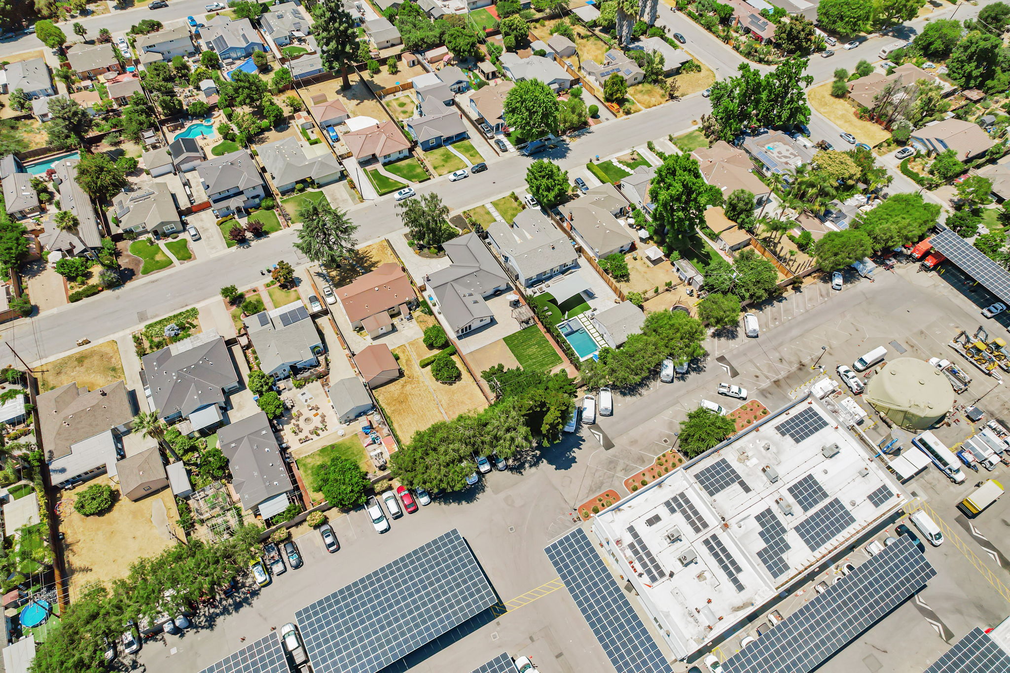 019_AERIAL_ 890 Wainwright Dr