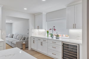 013_890 Wainwright Dr