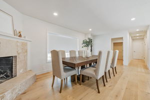 021_890 Wainwright Dr