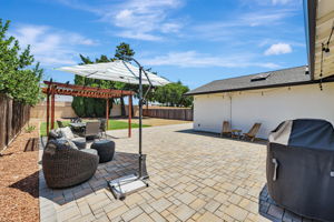 043_890 Wainwright Dr