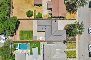 008_AERIAL_ 890 Wainwright Dr
