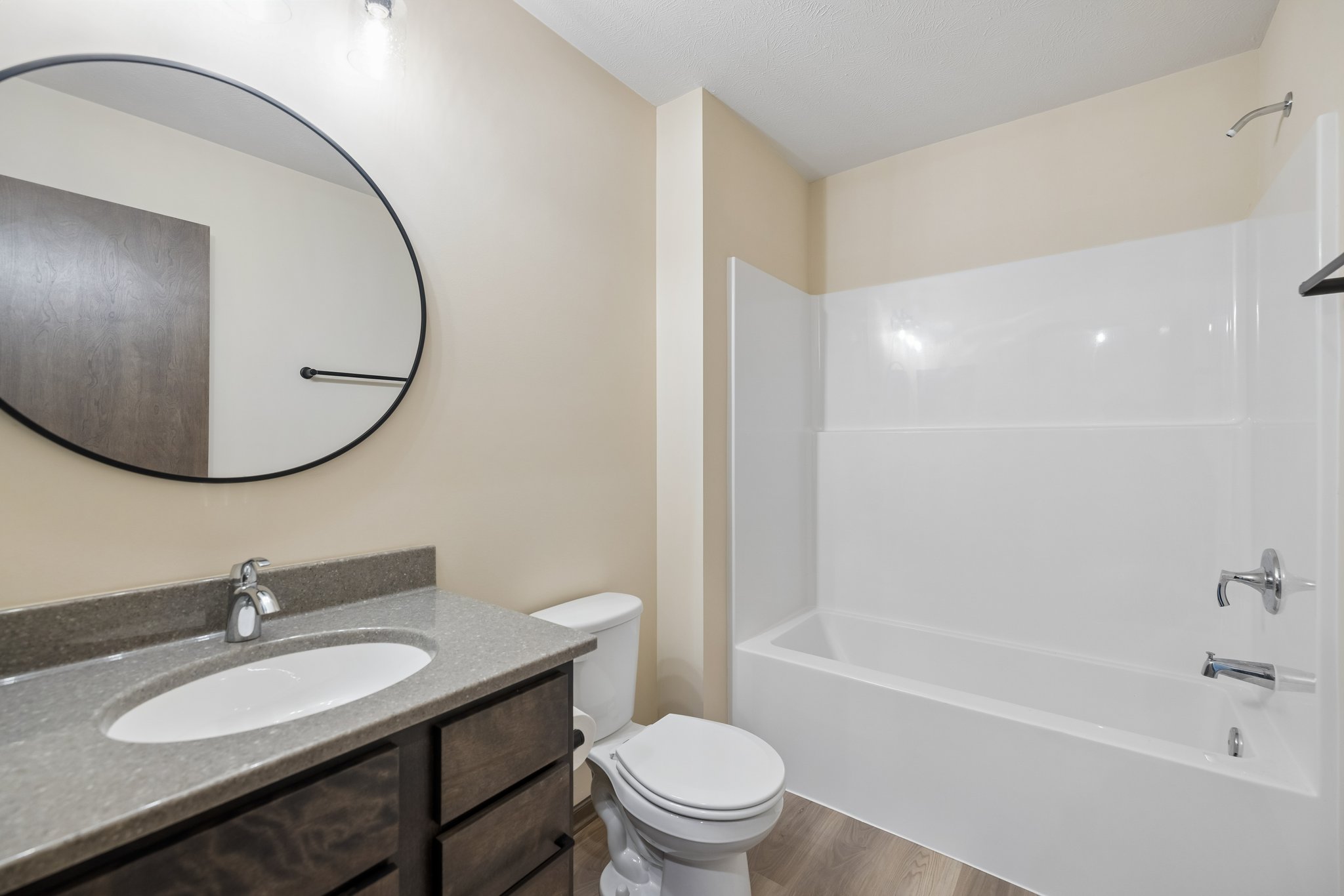 8901 Kinzie St_019.jpg