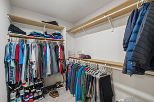 8901 Kinzie St_016.jpg