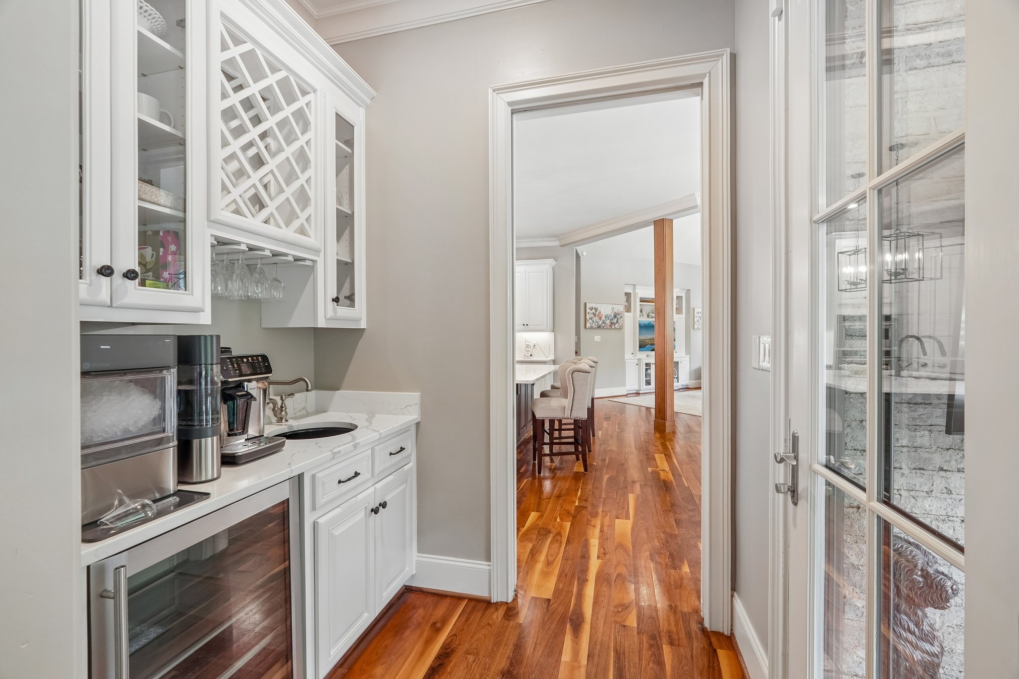 Whirlaway Ln-S2905-018.jpg