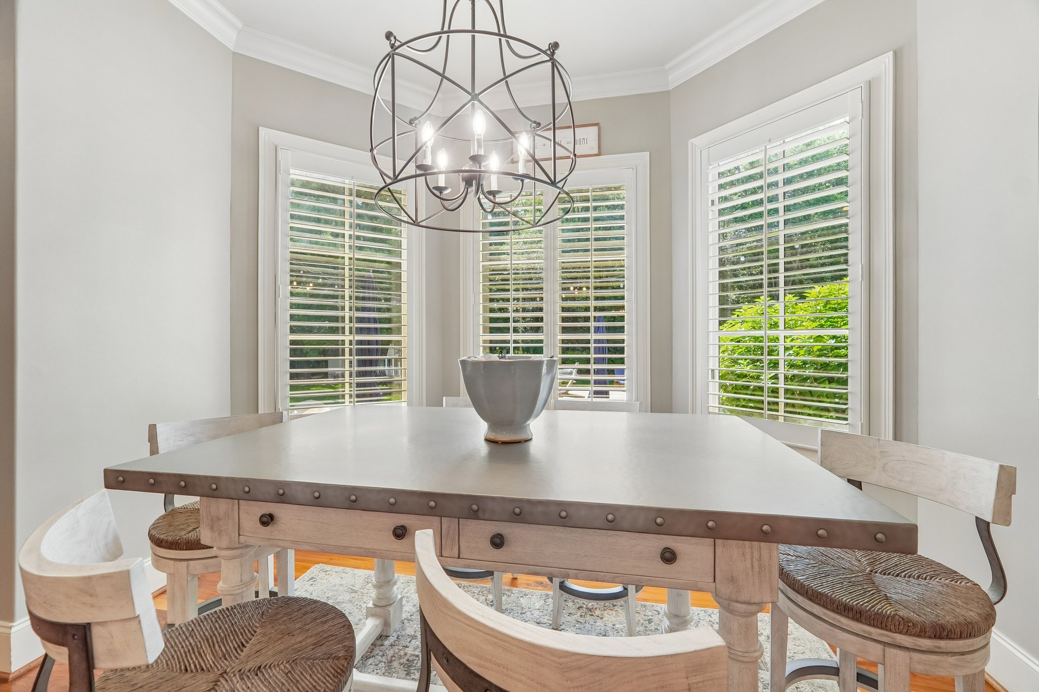 Whirlaway Ln-S2905-024.jpg