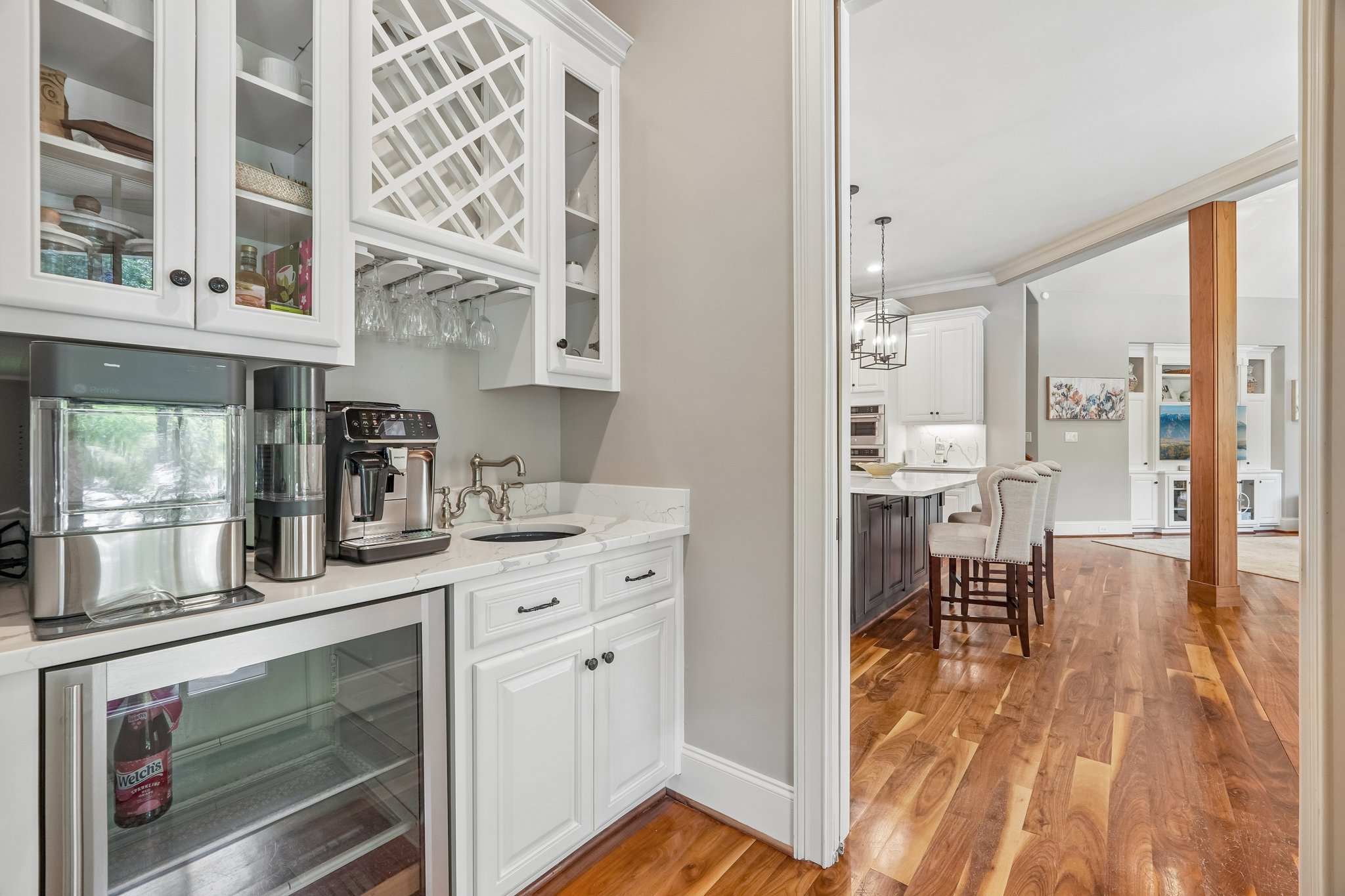 Whirlaway Ln-S2905-026.jpg