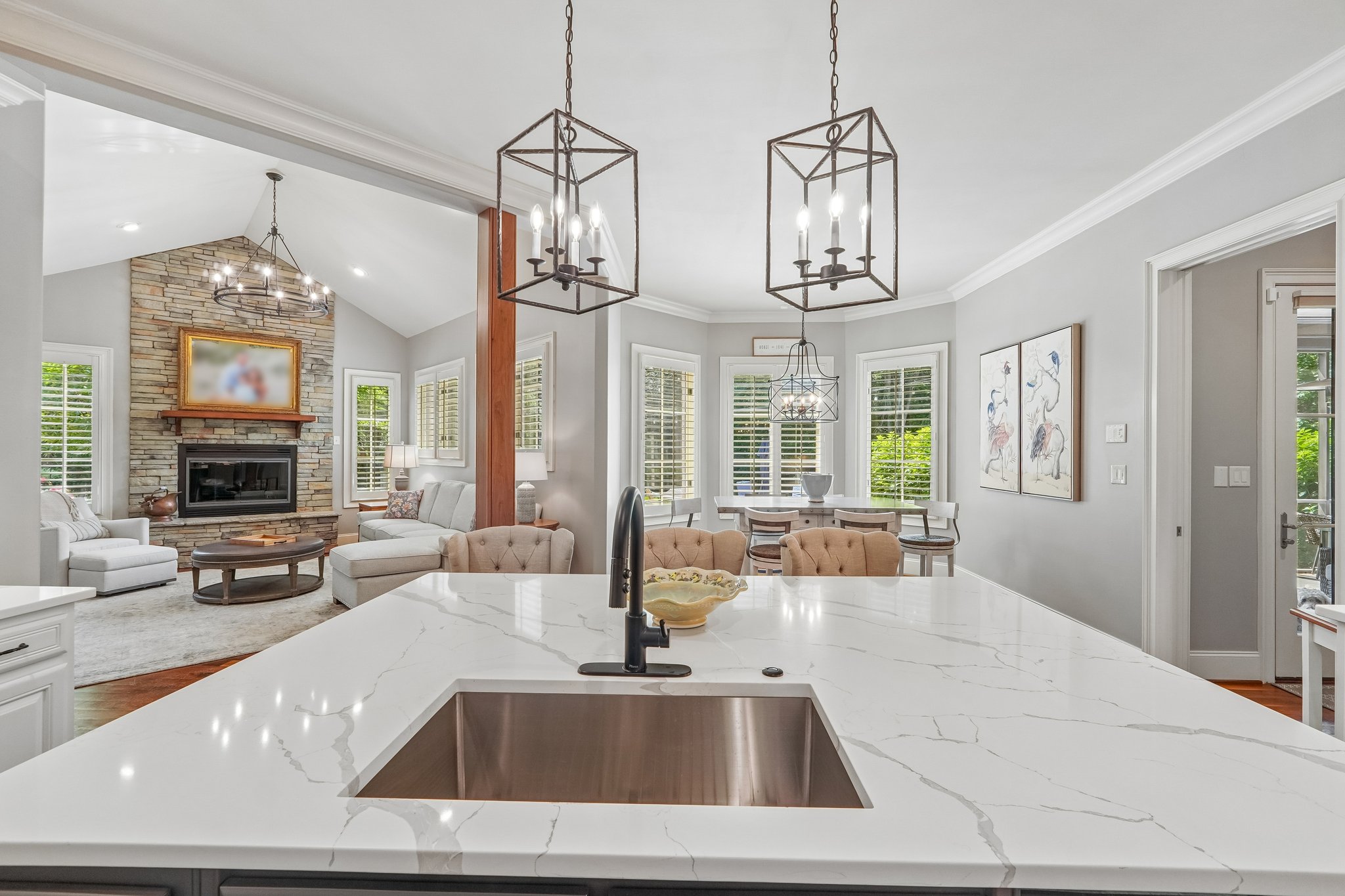 Whirlaway Ln-S2905-030.jpg