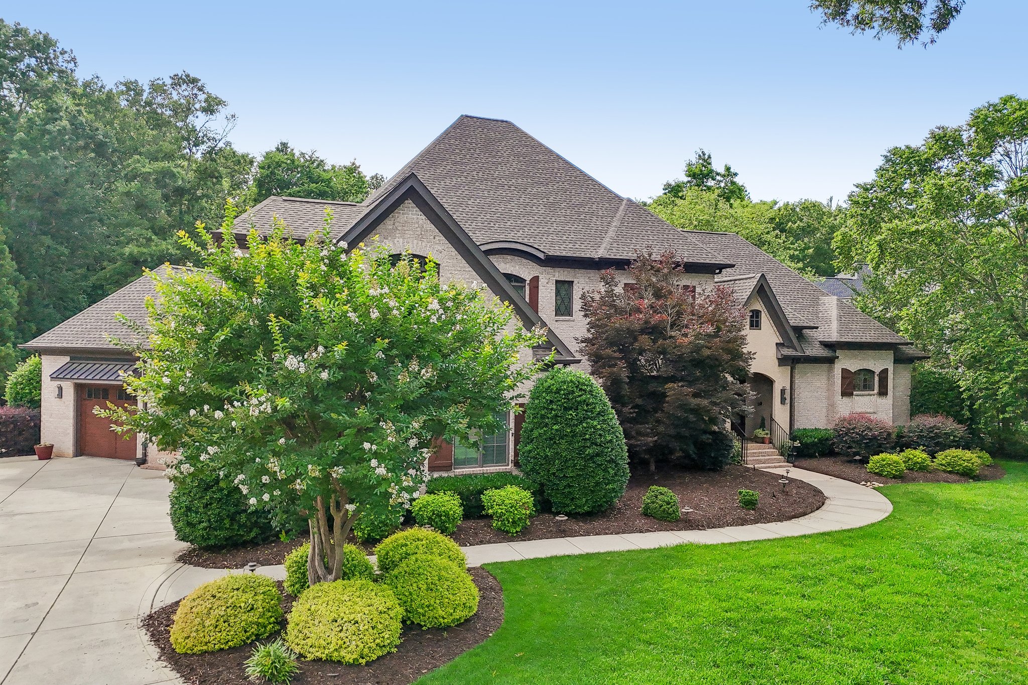 Whirlaway Ln-S2905-092.jpg