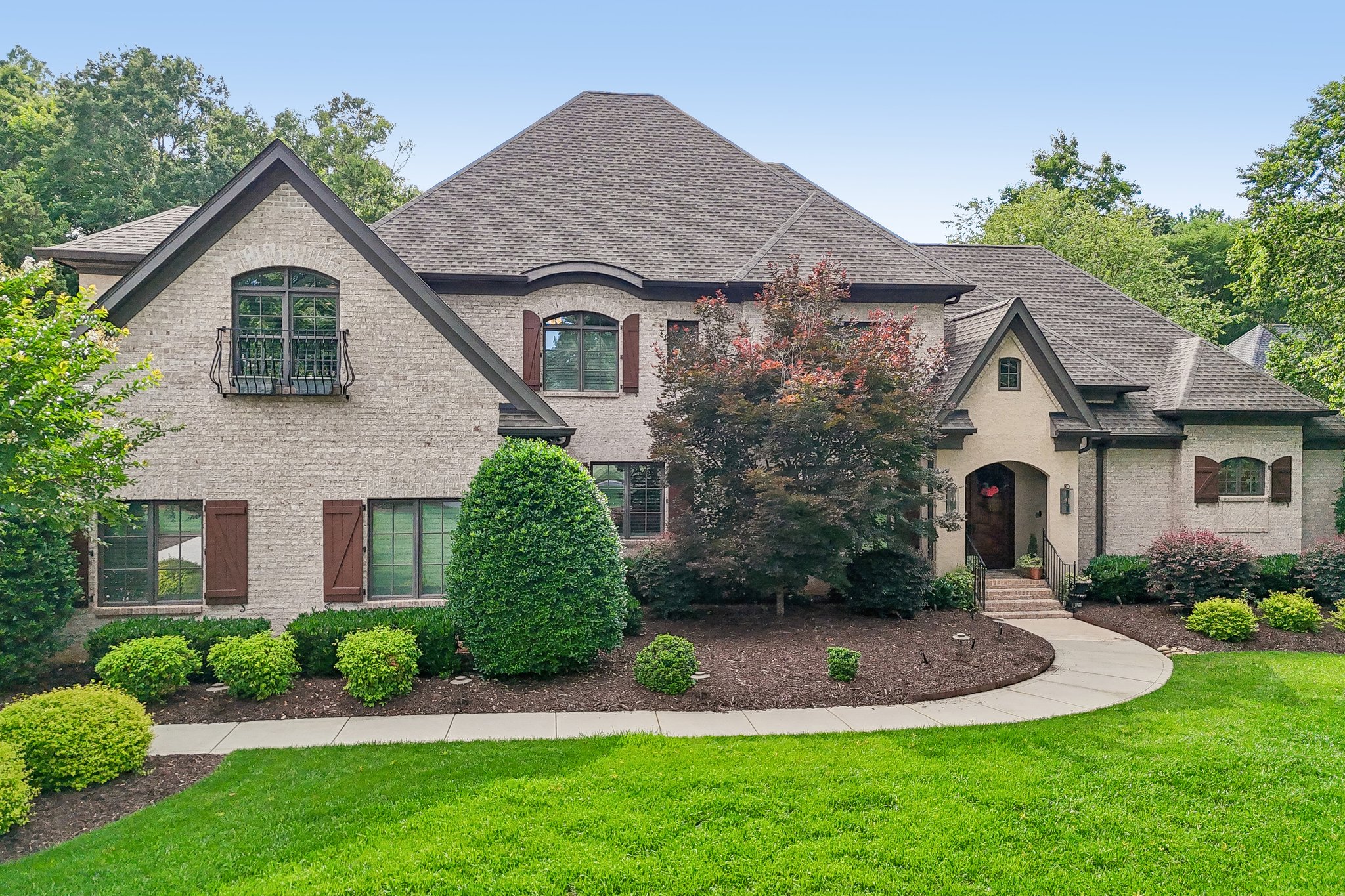 Whirlaway Ln-S2905-094.jpg