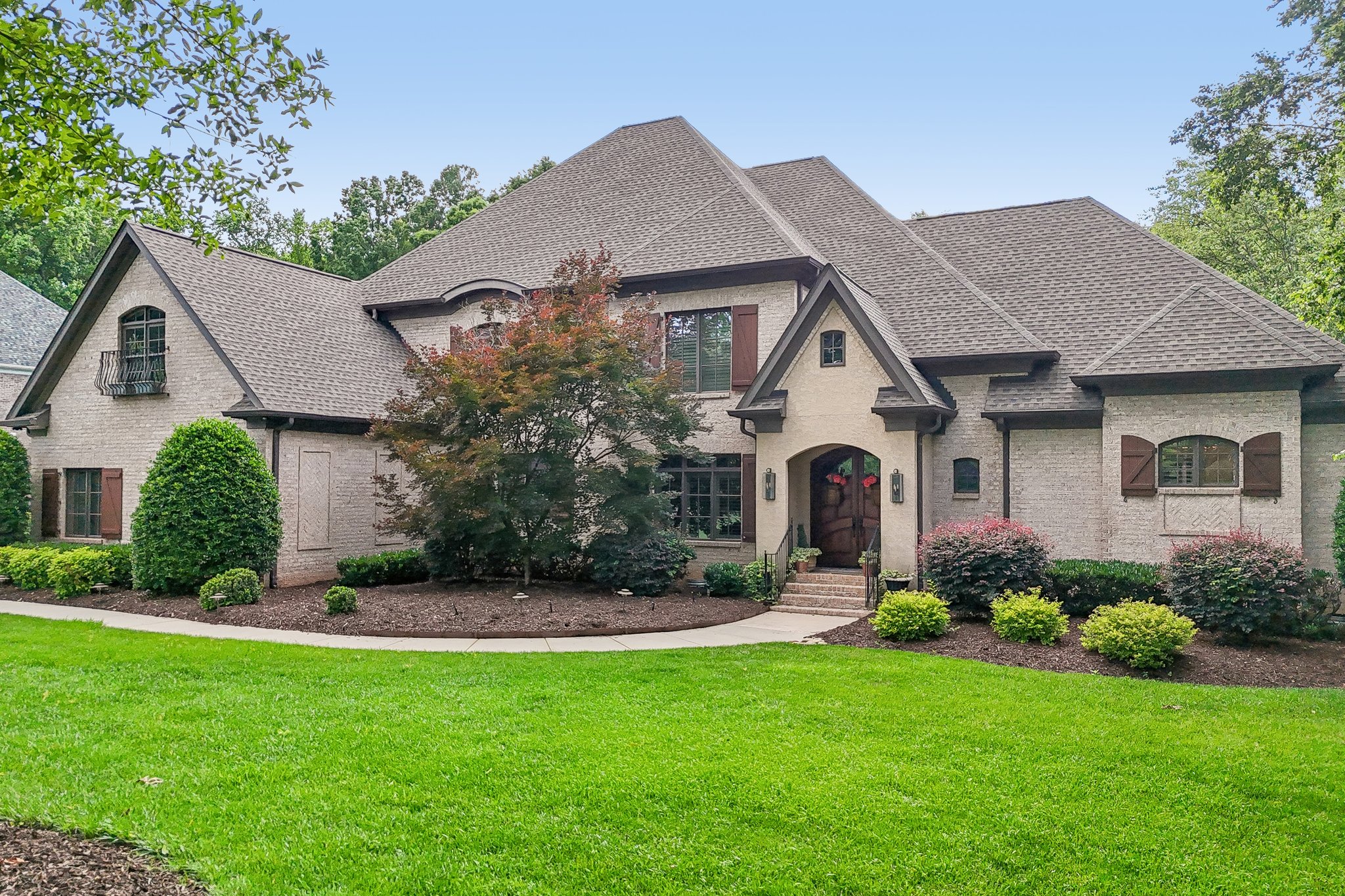 Whirlaway Ln-S2905-097.jpg
