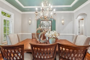 Whirlaway Ln-S2905-022.jpg