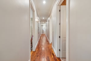 Whirlaway Ln-S2905-032.jpg