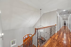 Whirlaway Ln-S2905-037.jpg