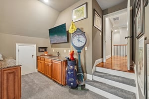 Whirlaway Ln-S2905-069.jpg